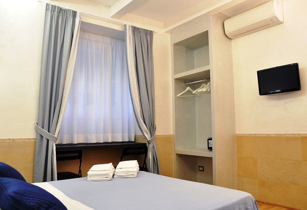 Vatican Accommodations Roma Esterno foto