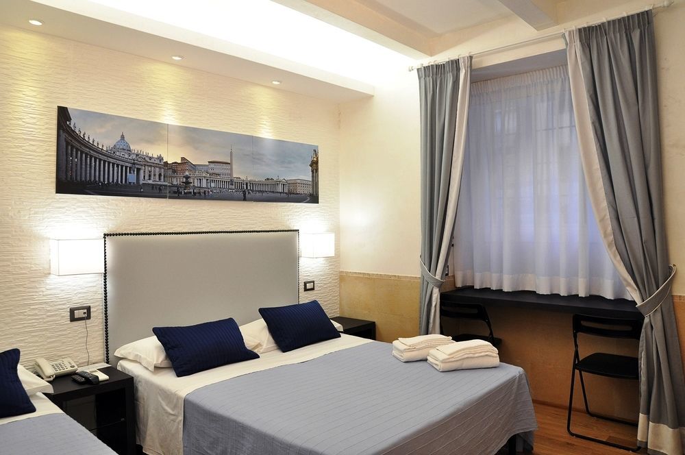 Vatican Accommodations Roma Esterno foto