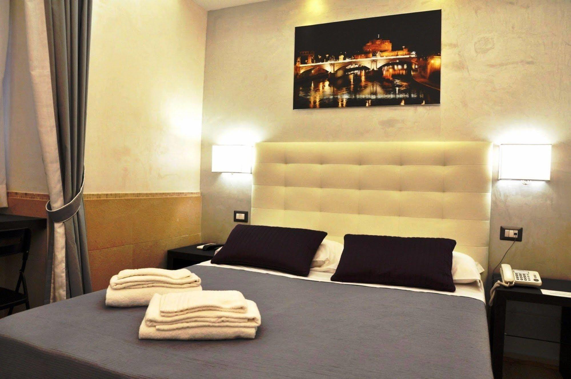 Vatican Accommodations Roma Esterno foto